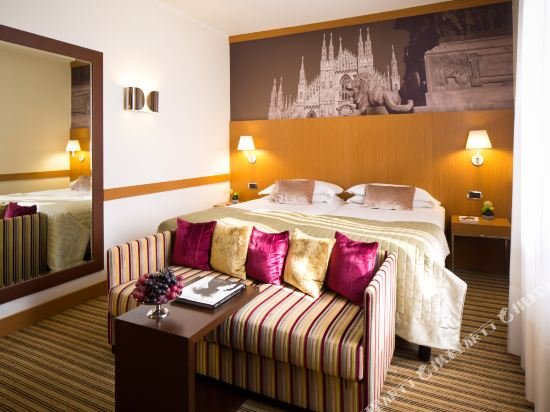 Фото Starhotels Tourist