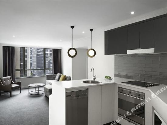 Фото Mantra 2 Bond Street Sydney