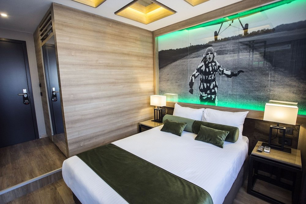 Фото Eden Luxury Suites Terazije