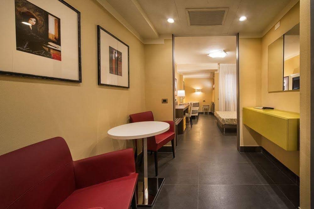 Фото Park Hotel Residence