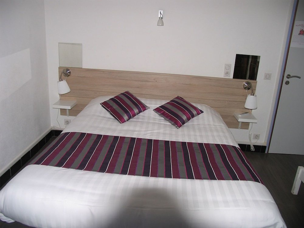 Фото Hôtel La Petite Bohème