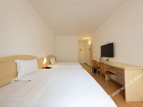 Фото 7 Days Inn Foshan Temple Baihua Squrare Branch