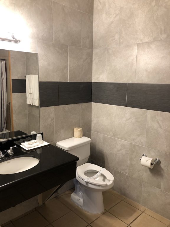 Фото Garden Suite Hotel