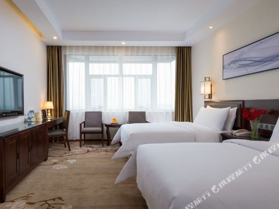 Фото Vienna Hotel Jinan Liancheng Square Branch
