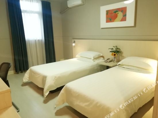 Фото Jinjiang Inn Liuzhou Railway Station North