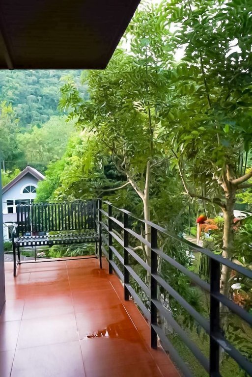 Фото Bhan Nam Pood Khao Yai