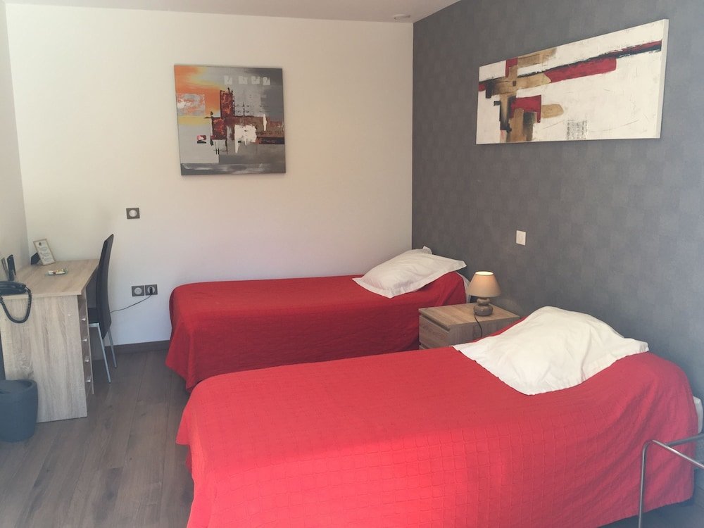 Фото Hotel Memorial