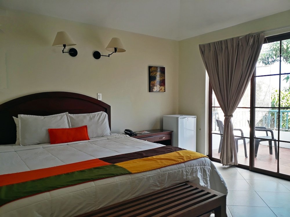 Фото Kal Nawi Hotel