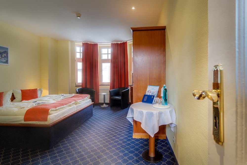 Фото Hotel Deutsches Haus Mittweida