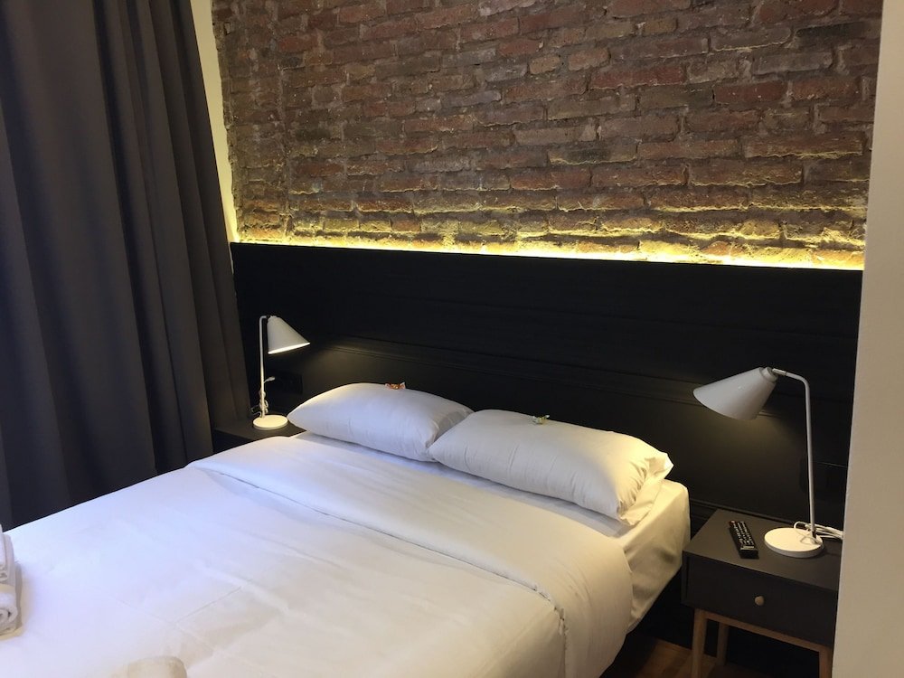 Фото Arte Suites by Olala Homes