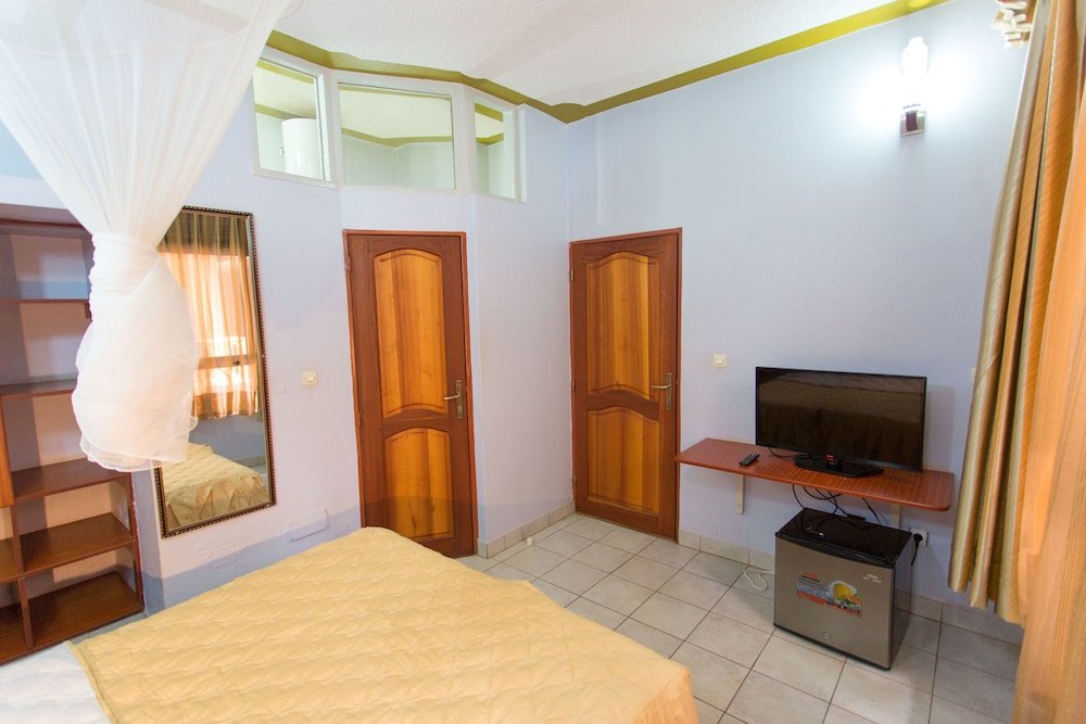 Фото Champion Hotel