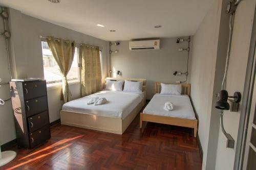 Гостиница Baan 89 Hostel в Бангкоке