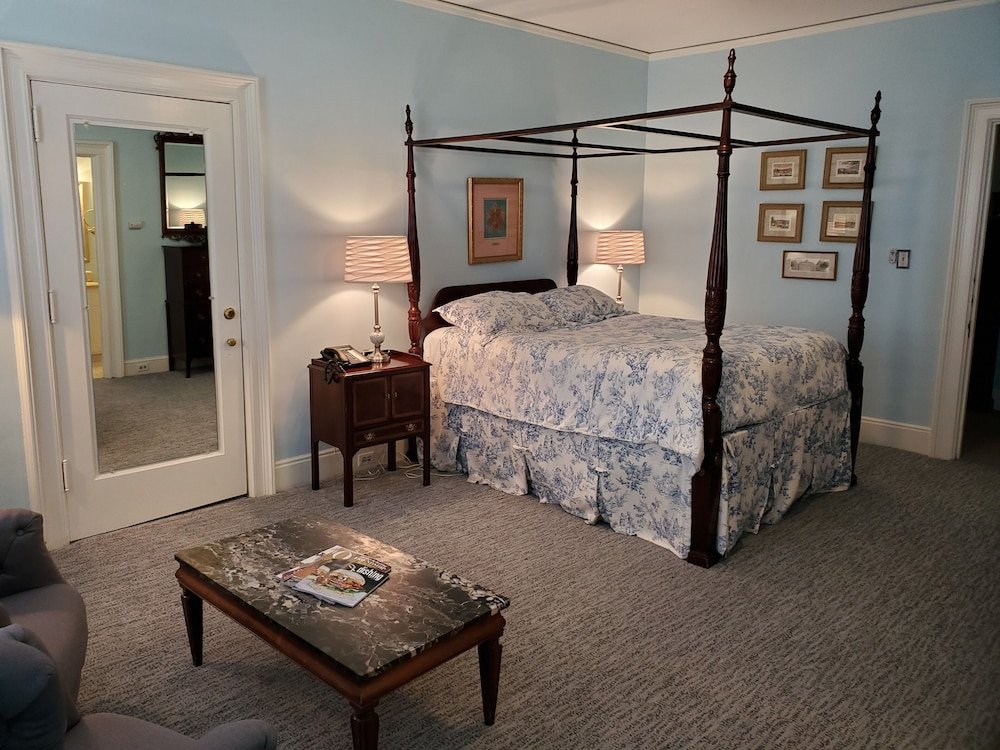 Фото Morehead Inn