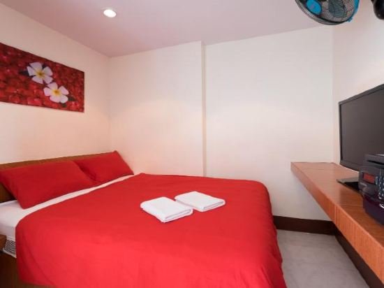 Фото Walking Street Guest House