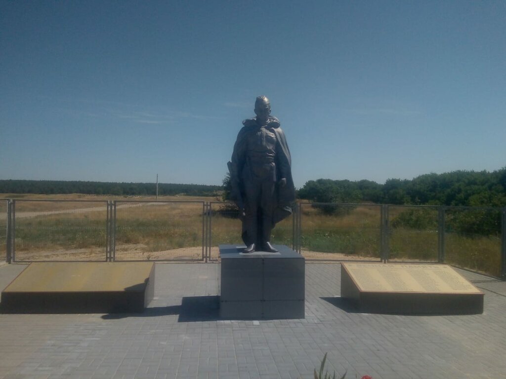 Monument, memorial Летчику-герою Н.Абдирову и другим воинам погибшим в 1942г, Rostov Oblast, photo