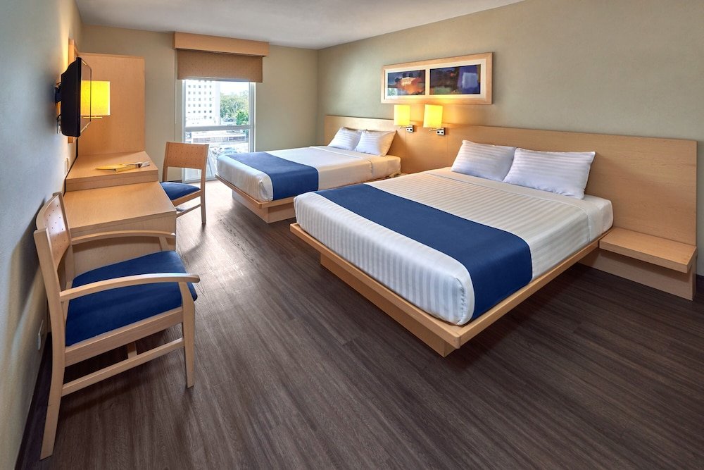 Фото City Express Aguascalientes Sur