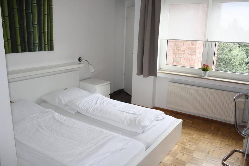 Фото Hotel Schwarzer Adler