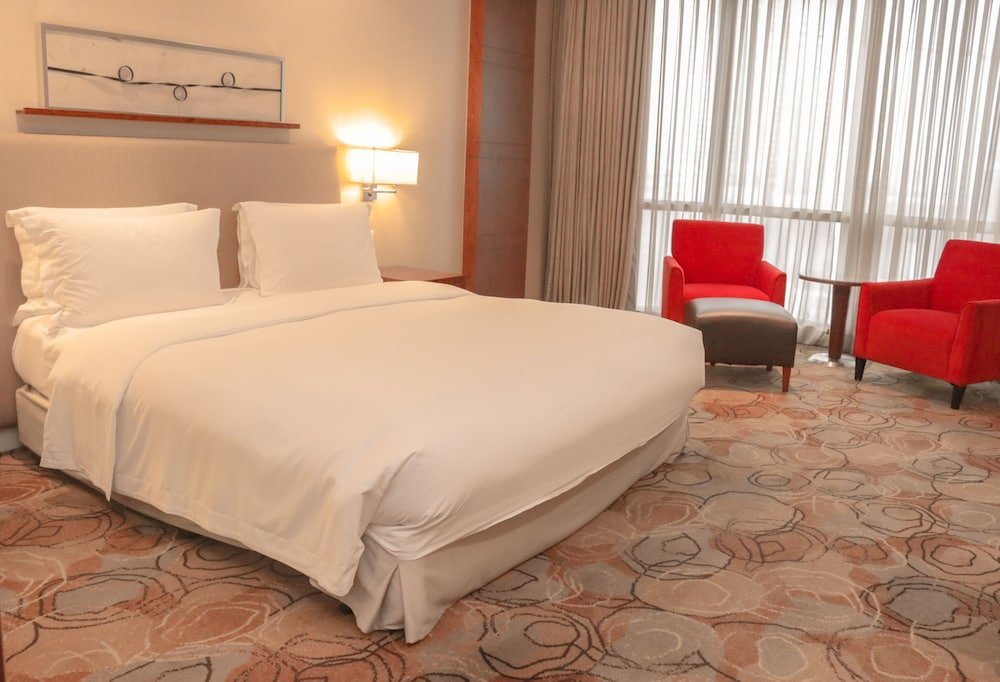 Фото New Coast Hotel Manila