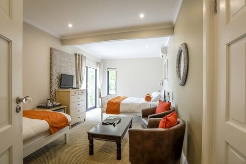 Гостиница Orange Inn Knysna