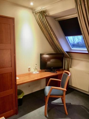 Фото Hotel Rheinischer Hof