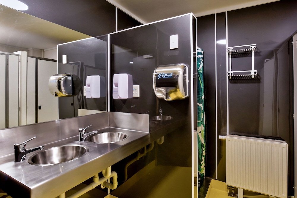 Фото The Black Sheep Backpackers