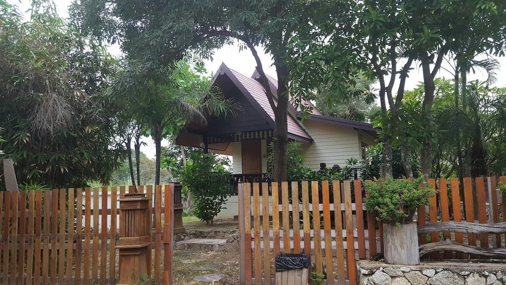 Фото Prachuab Garden View Resort