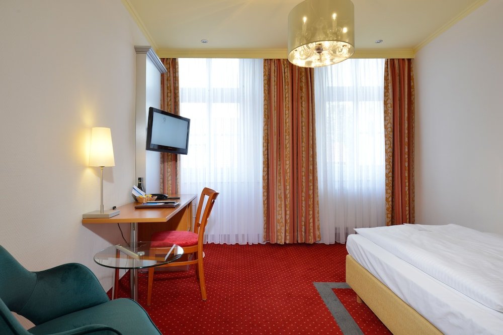 Фото Hotel Celler Hof