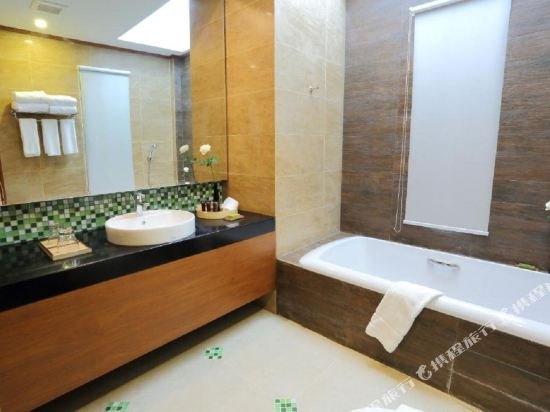 Фото Mount Inle Hotel & Resorts