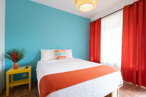 Гостиница Bird of Paradise Hotel