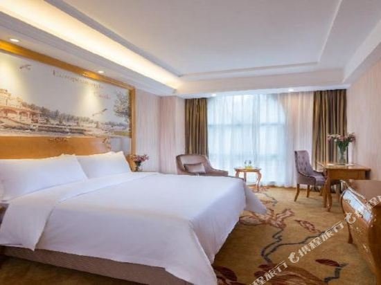 Фото Vienna hotel Shenzhen Dongmen Old Street