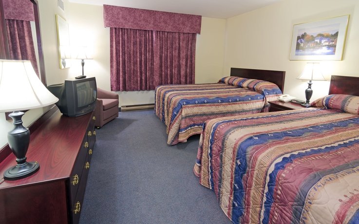 Фото Coastal Inn Dartmouth