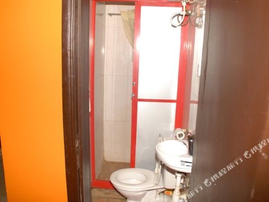 Фото Precinct Comfort Services, Yaba