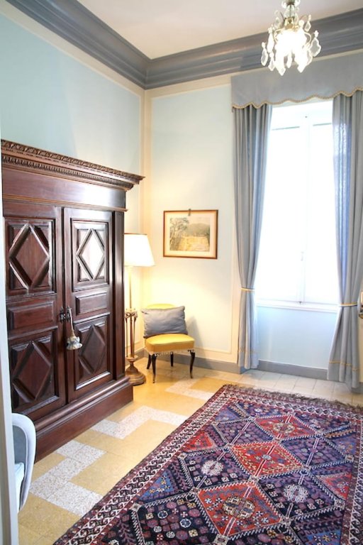 Фото Villa With 4 Bedrooms in Imperia, With Wonderful sea View, Enclosed Garden and Wifi Near the Beach