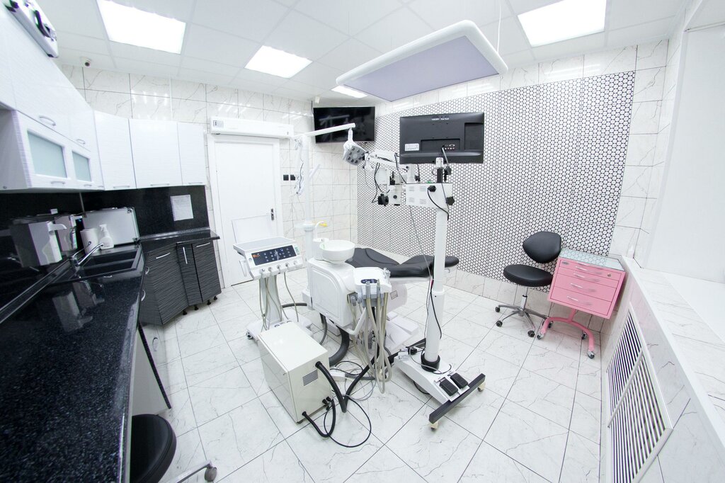 عيادات الأسنان Stomatologiya nizkikh tsen ، ، صورة