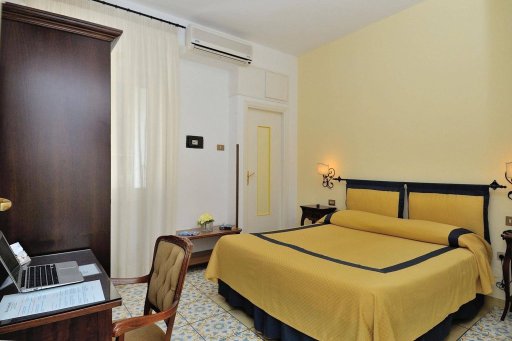 Фото Hotel Settebello