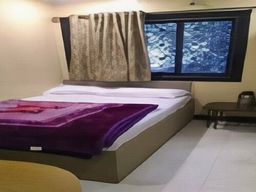 Гостиница Hotel Highway Inn в Мумбаи