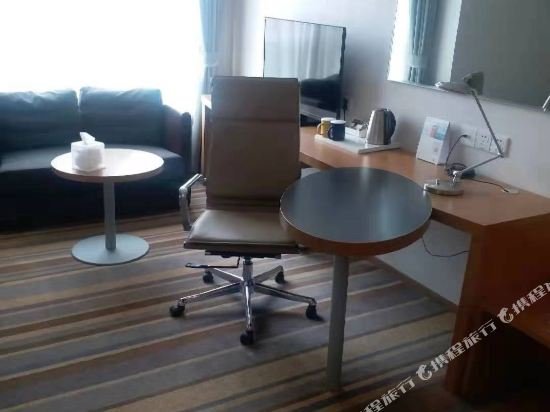 Фото Holiday Inn Express Ordos Dongshen, an Ihg Hotel