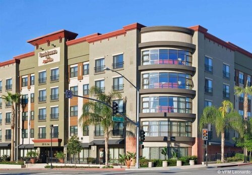 Гостиница Residence Inn by Marriott Los Angeles Burbank Downtown в Бербанке