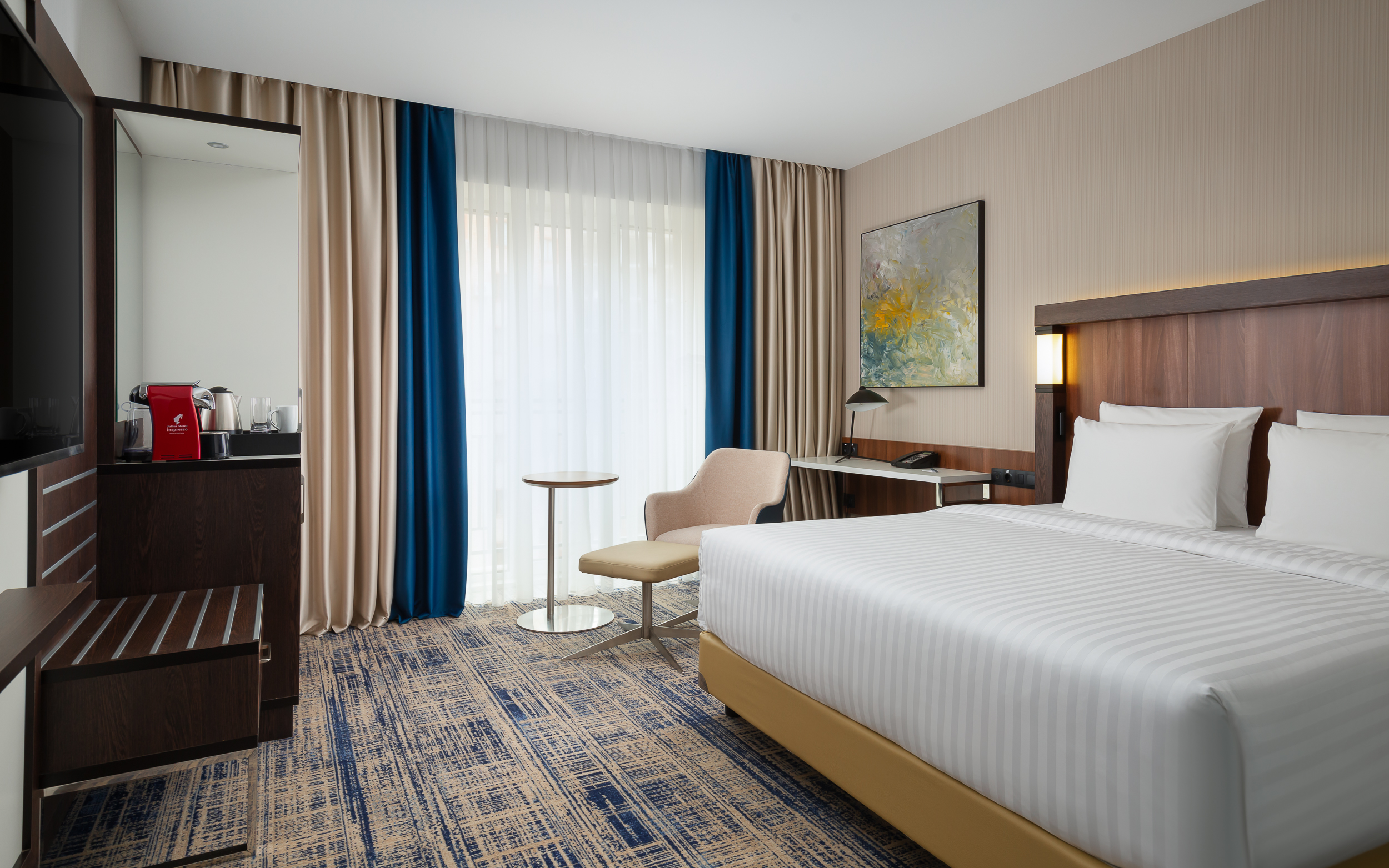 Фото Courtyard by Marriott Tashkent