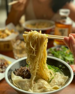 Jinya Ramen Bar - Alpharetta (Вирджиния, округ Энрико, West Broad Street), ресторан в Альфаретте