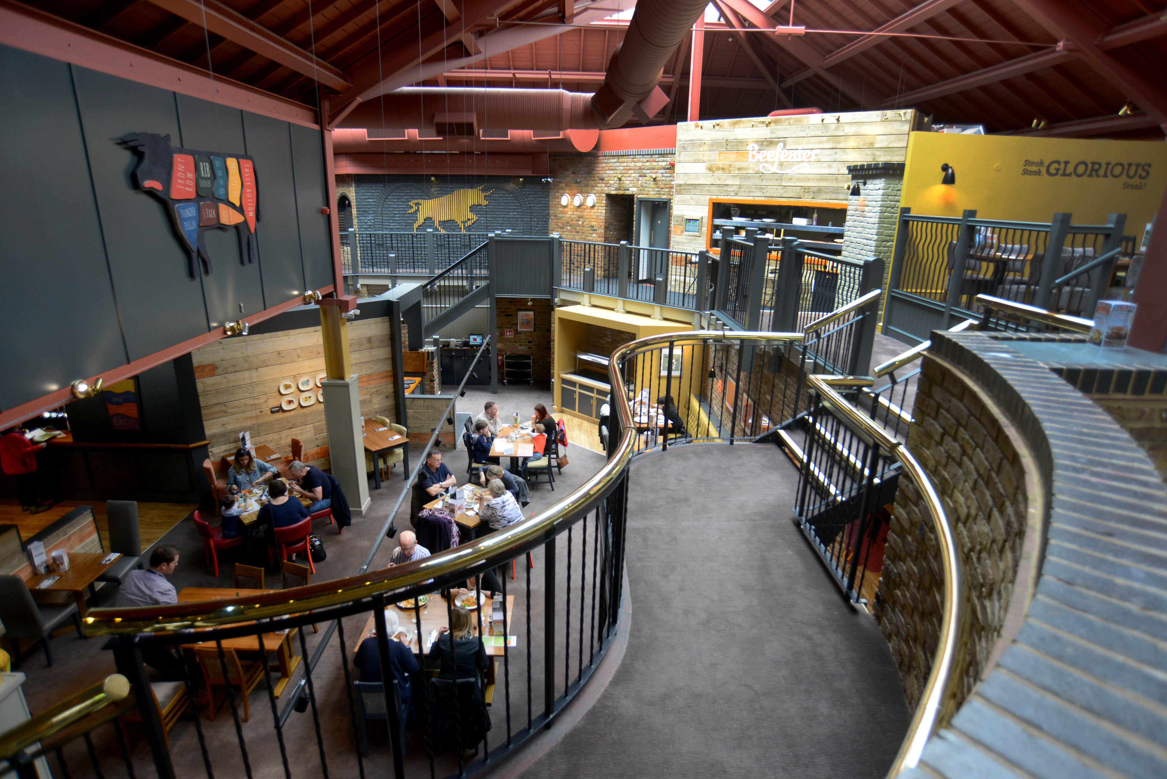 Фото Premier Inn Chessington hotel