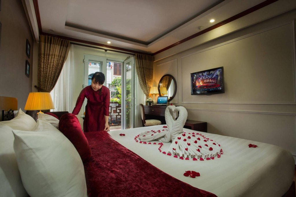 Фото Hanoi Paradise Hotel & Travel