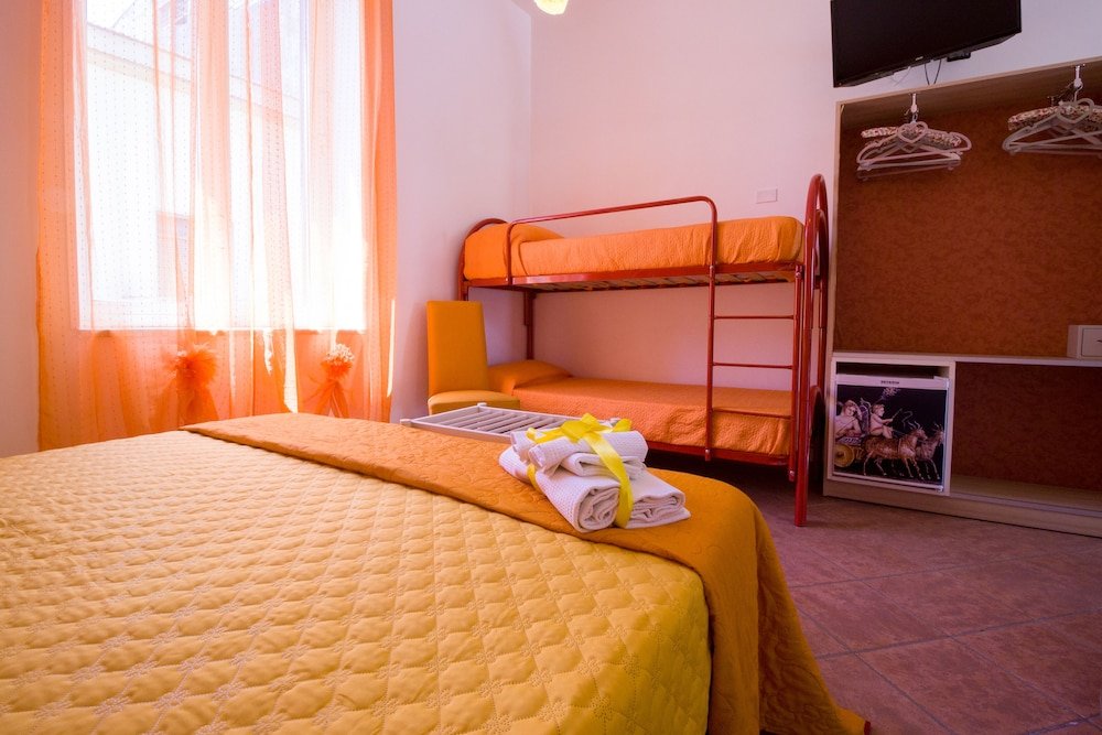 Фото B&b V&v Suite & Breakfast