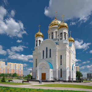 Church of the Intercession of the Most Holy Theotokos on Lyubertsy Fields (Pokrovskaya Street, 24) ، كنيسة أرثوذكسية