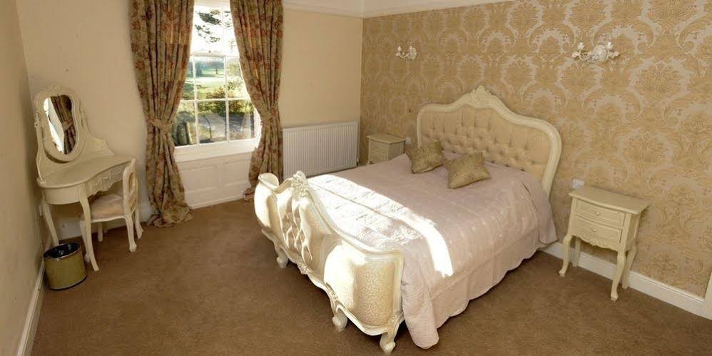 Фото The Dower House Hotel