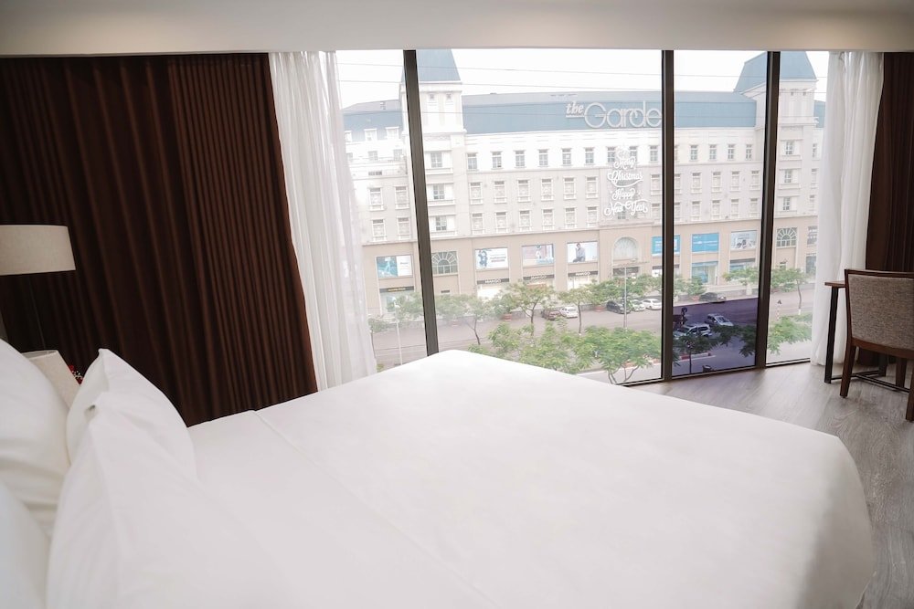 Фото Reyna Hotel Hanoi