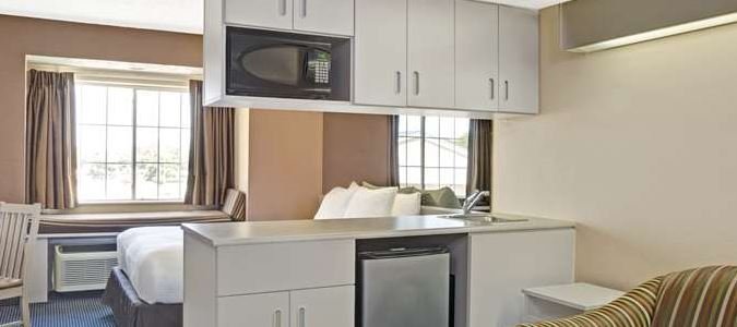 Фото Microtel Inn & Suites by Wyndham Houston