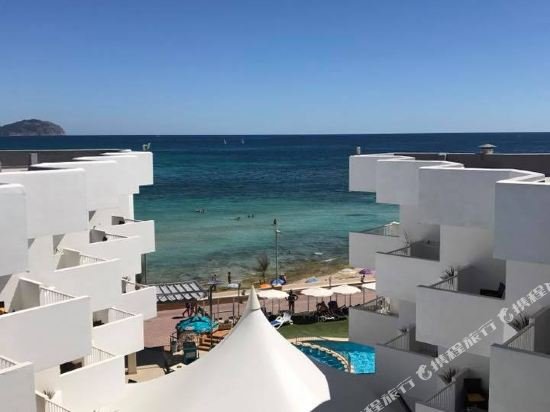 Фото Отель Thb Gran Bahia Hotel and Apartments