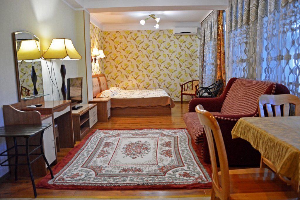 Фото Глория