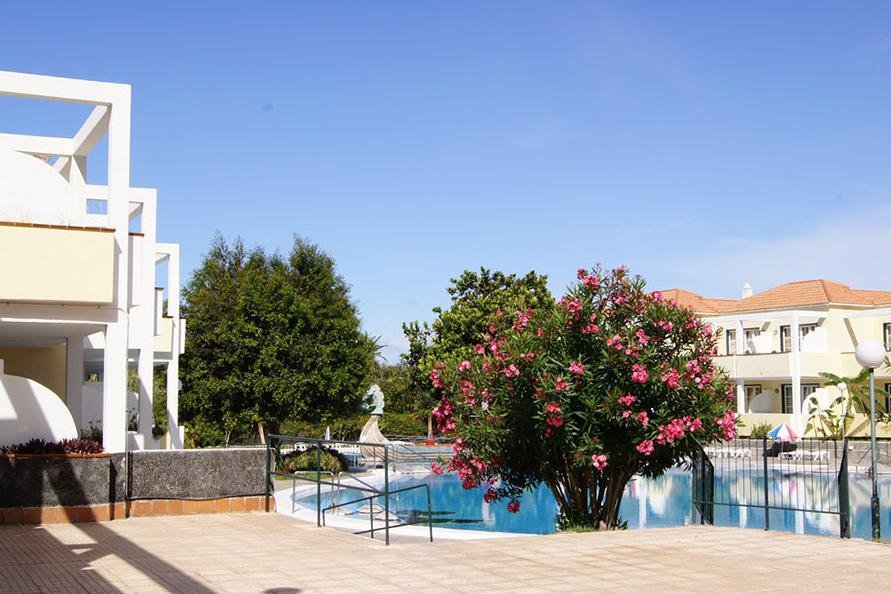 Фото Apartamentos Checkin Laurisilva